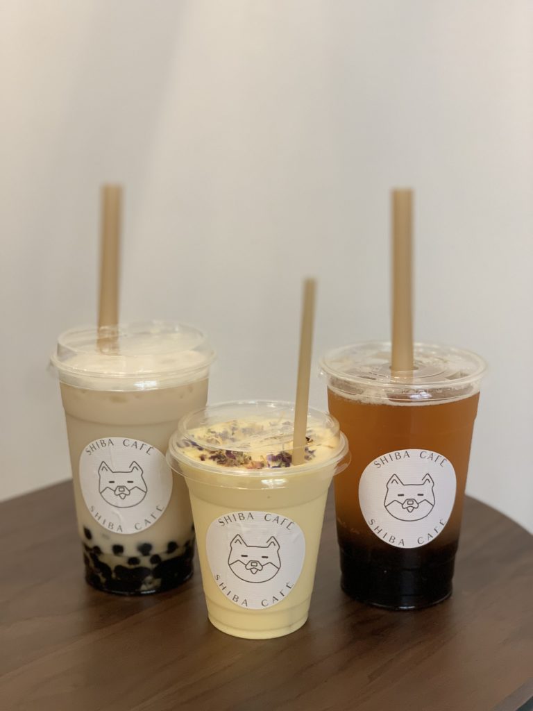 Milky Blend et bubble tea de Shiba café